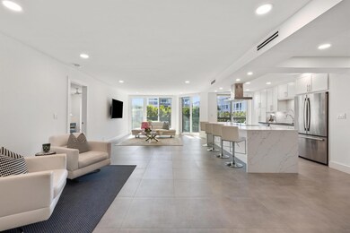 Sutton Place unit 203, Palm Beach, FL 33480 - photo 4