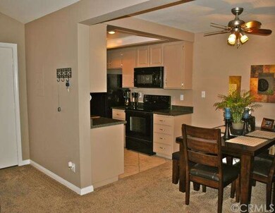 Kitchen/Dining area
