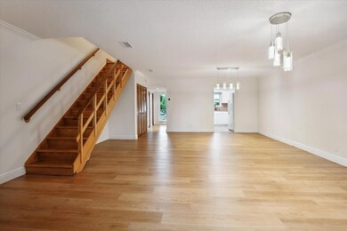 Livingroom/Diningroom