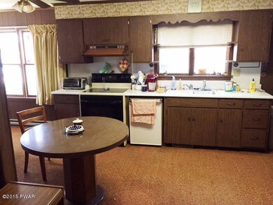 220 Dorys Rd, Dingmans Ferry, PA 18328 - photo 7