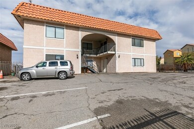 6987 Mendon Ln unit 3, Las Vegas, NV 89156 - photo 2