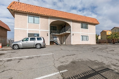 6987 Mendon Ln unit 4, Las Vegas, NV 89156 - photo 2