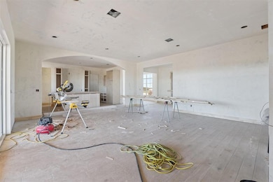 2439 Friend Cir, Chickasha, OK 73018 - photo 3