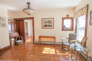 Room w/Fireplace