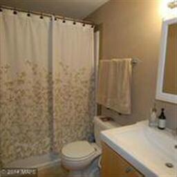 5916 Peregrine Dr, Burke, VA 22015 - photo 5