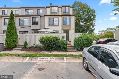 9214 Chadburn Place, Montgomery Village, MD 20886 - photo 2