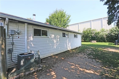 10 Woolsey Rd, Middletown, RI 02842 - photo 4