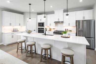 383 Tributary Ln, Carrollton, VA 23314 - photo 2