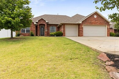 1608 Pecan Crossing Dr, Shawnee, OK 74804 - photo 4