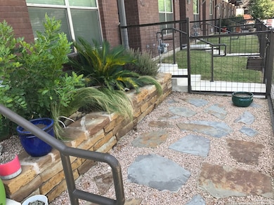 1146 E Quincy St, San Antonio, TX 78212 - photo 3