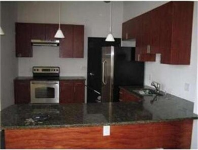 33 Sutton St unit 2, Lynn, MA 01901 - photo 3