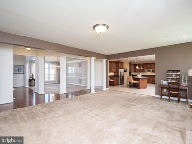 14015 Jones Bridge Rd, Upper Marlboro, MD 20774 - photo 7