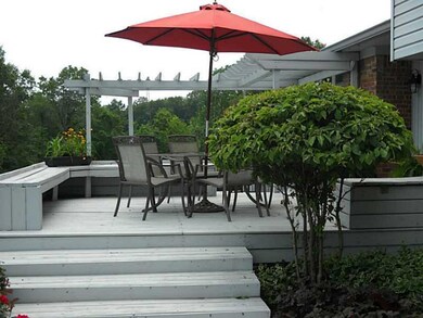 5053 E Lee Turner Rd, Columbus, IN 47201 - photo 4