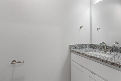 812 W Walker St, Denison, TX 75020 - photo 5