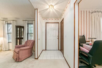 Foyer/Entry