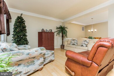 42917 Olander Square, Chantilly, VA 20152 - photo 4