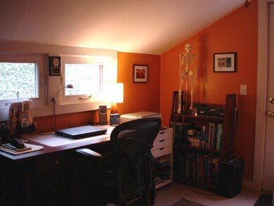 Studio/Study/Office