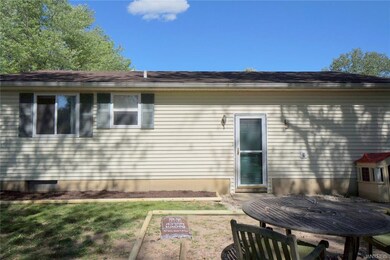 817 Revere Ave, North Tonawanda, NY 14120 - photo 7