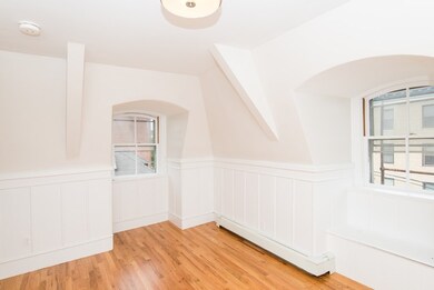 49 Kent St unit 5, Brookline, MA 02445 - photo 4