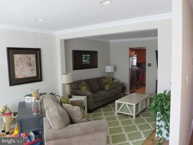 3070 White Birch Ct, Fairfax, VA 22031 - photo 7