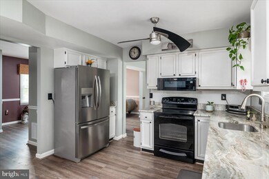 6103 Karas Walk, Elkridge, MD 21075 - photo 7