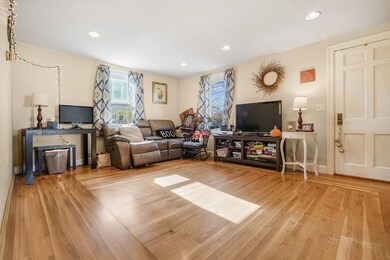 85 Forbes St, Riverside, RI 02915 - photo 6