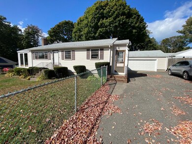 159 Hibiscus Ave, Weymouth, MA 02188 - photo 4