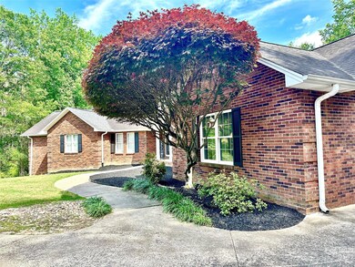 157 Valentine Dr, Shelby, NC 28152 - photo 2