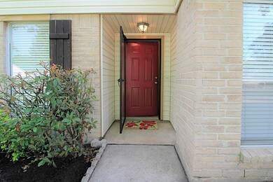 29214 Loddington St, Spring, TX 77386 - photo 2