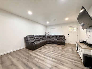 1001 Troy St, Aurora, CO 80011 - photo 5