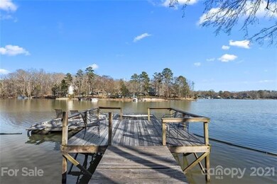 5528 Crowders Cove Ln, Clover, SC 29710 - photo 6