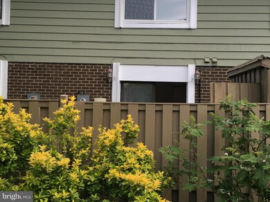 18616 Sage Way, Germantown, MD 20874 - photo 4