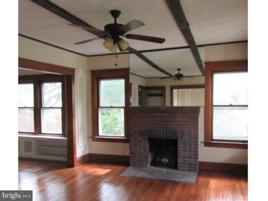 187 E Ward St, Hightstown, NJ 08520 - photo 2