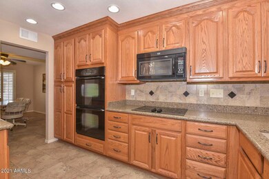 9827 W Evergreen Dr, Sun City, AZ 85373 - photo 3