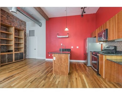 13 Willow St unit 203, Lynn, MA 01901 - photo 7