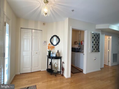 7320 Summerwind Cir, Laurel, MD 20707 - photo 4