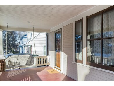 510 Forest Dr SE, Cedar Rapids, IA 52403 - photo 2