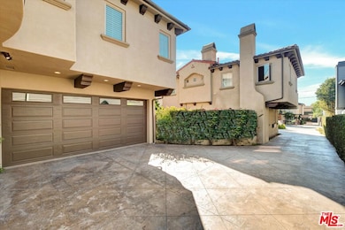 2517 Huntington Ln unit B, Redondo Beach, CA 90278 - photo 4