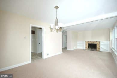 1208 Holton Ln, Takoma Park, MD 20912 - photo 2