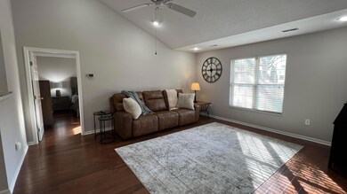 2820 Laurel Wind Blvd, Lewis Center, OH 43035 - photo 5