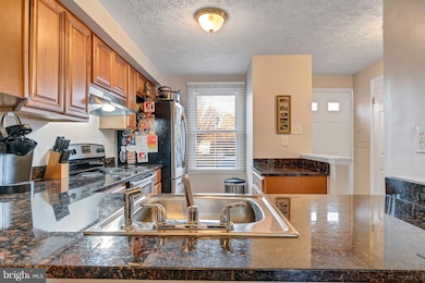 10 Stillwood Cir, Nottingham, MD 21236 - photo 4