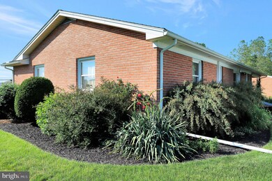 2350 Scotland Rd, Chambersburg, PA 17201 - photo 3