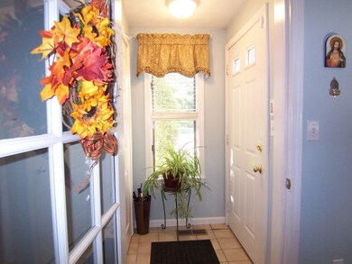 58 Dorchester Way unit U126, Nashua, NH 03064 - photo 4