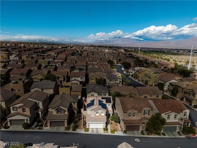 10742 Leatherstocking Ave, Las Vegas, NV 89166 - photo 2