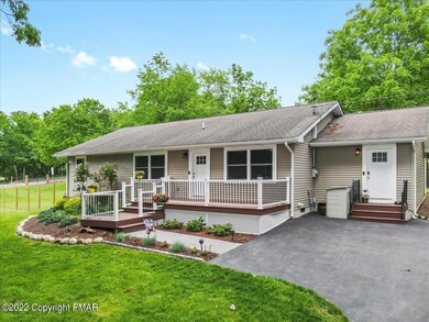 2030 Chipperfield Dr, Stroudsburg, PA 18360 - photo 2