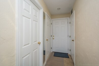 327 Plantation St unit 315, Worcester, MA 01604 - photo 5