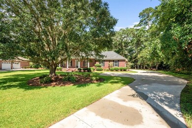 340 Oak Grove Island Dr, Brunswick, GA 31523 - photo 3