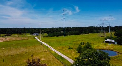 0 Holub unit 28557994, Hockley, TX 77447 - photo 7