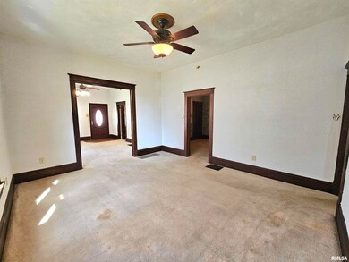 616 N Sherman St, Lincoln, IL 62656 - photo 7