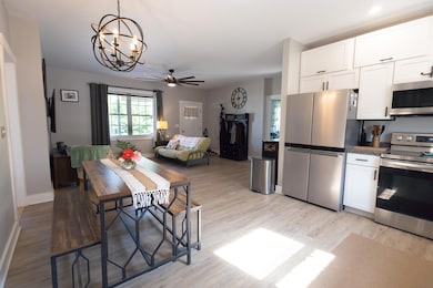 28 Arthur St, West Gardiner, ME 04345 - photo 5